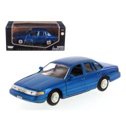 1998 Ford Crown Victoria Blue 1-24 Diecast Model Car By Motormax 76102bl